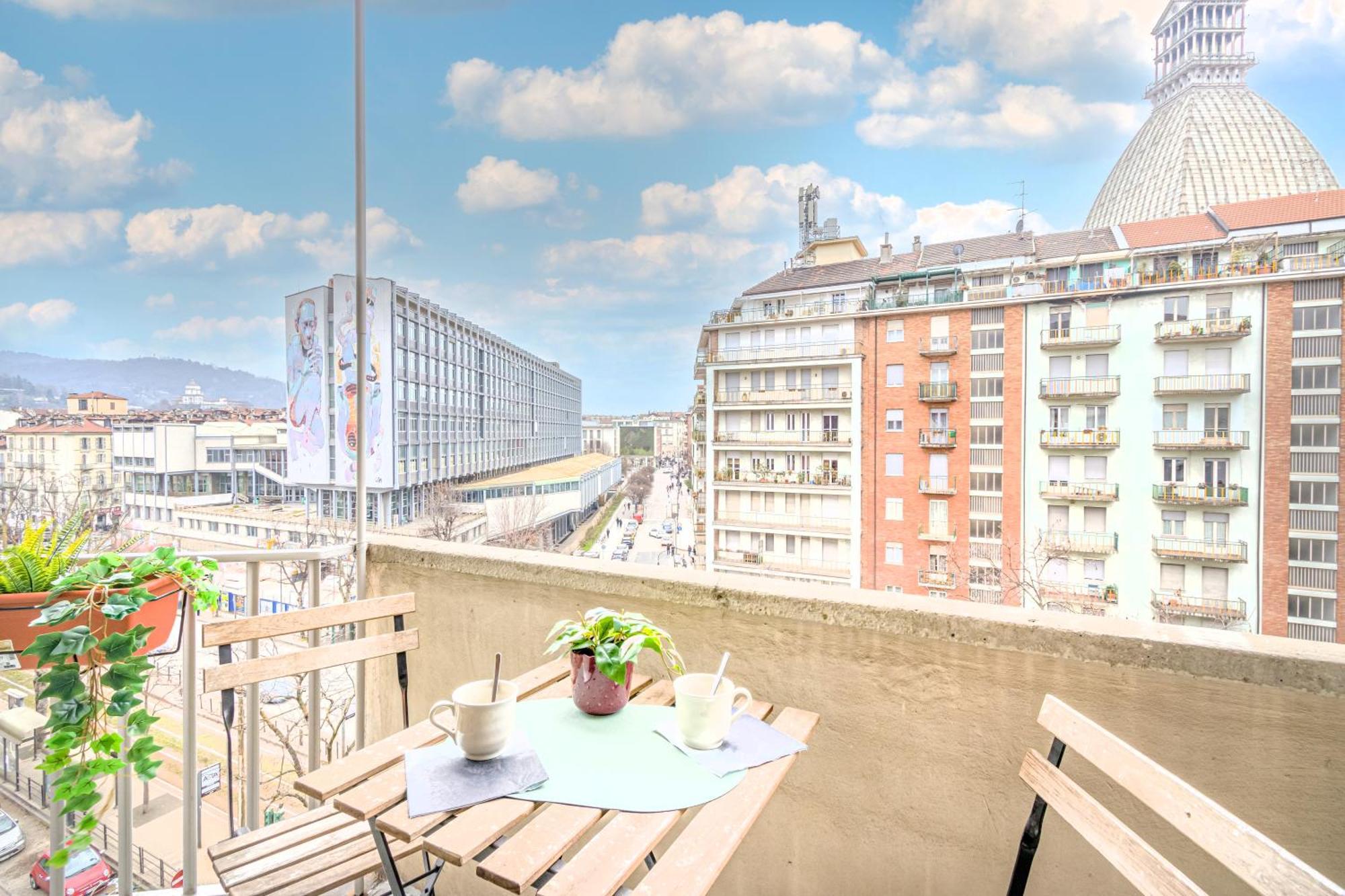Appartamenti Vista Mole, Centro A 15 Min - Luxury Suites & Fast Wifi ตูริน ภายนอก รูปภาพ